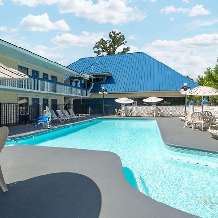 Days Inn By Wyndham Savannah Airport Exteriér fotografie