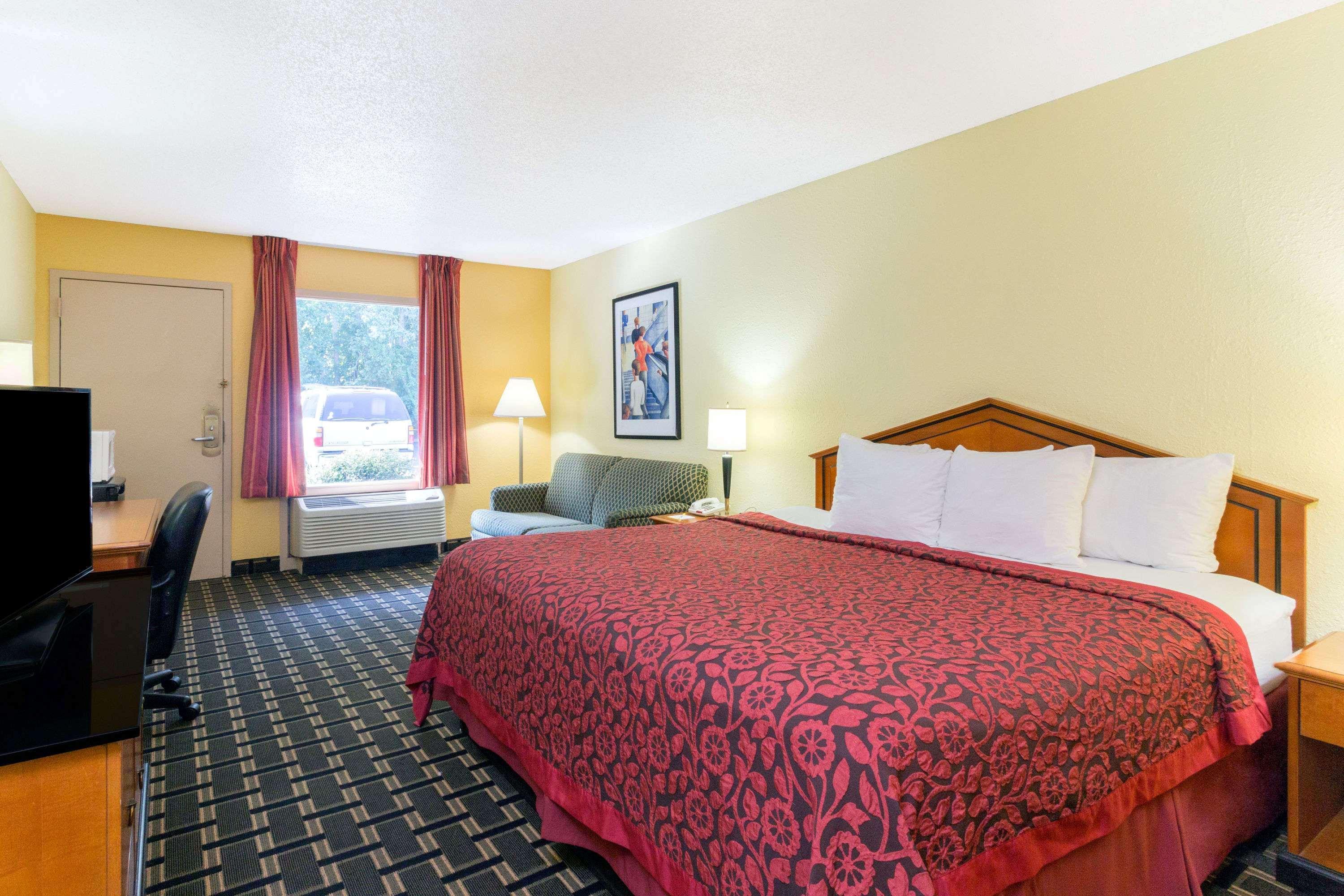 Days Inn By Wyndham Savannah Airport Exteriér fotografie