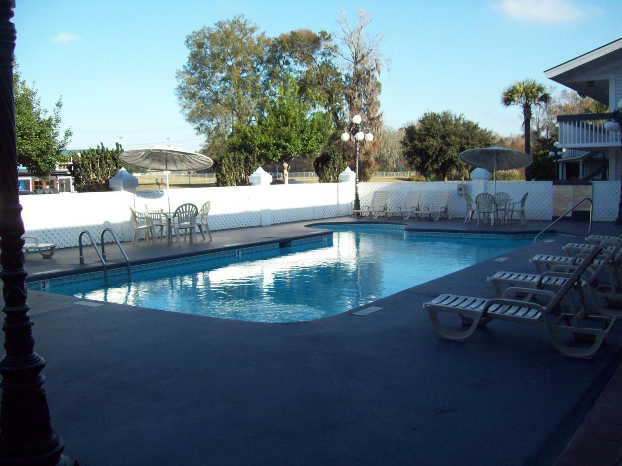 Days Inn By Wyndham Savannah Airport Exteriér fotografie