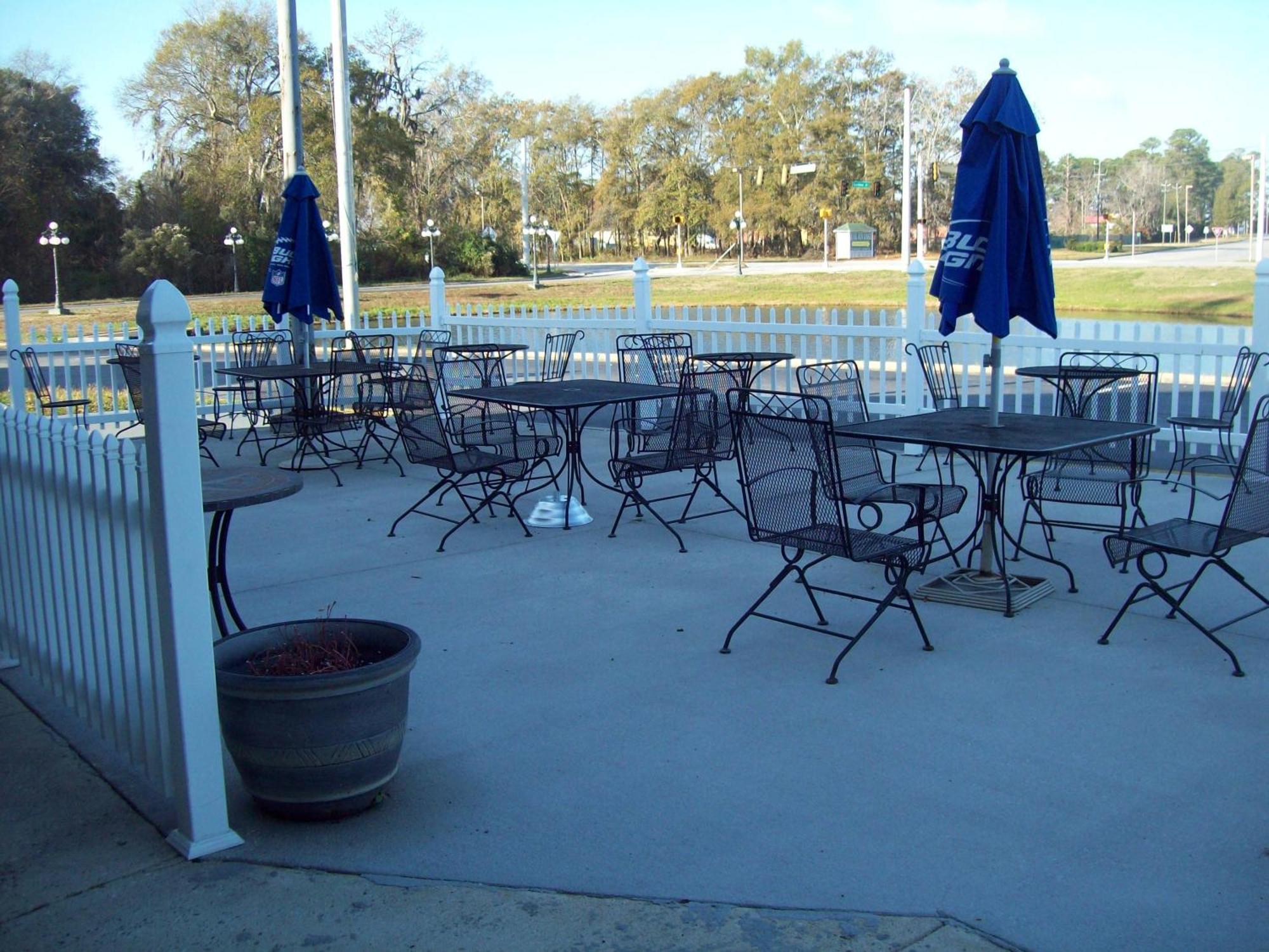 Days Inn By Wyndham Savannah Airport Exteriér fotografie